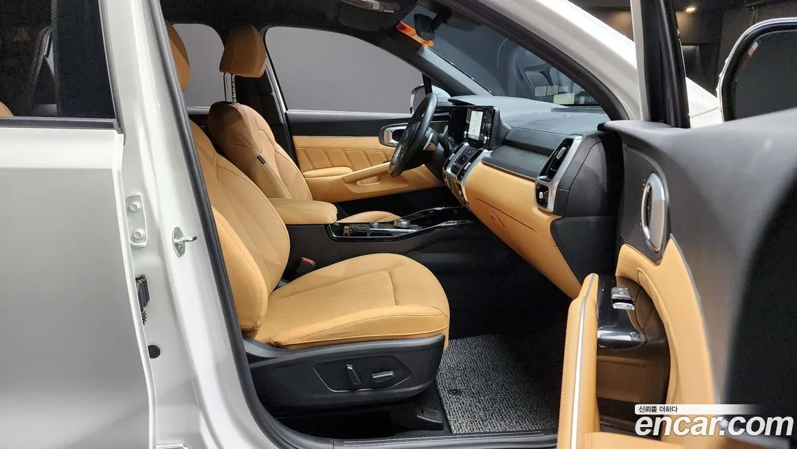 Kia Sorento — фото 10