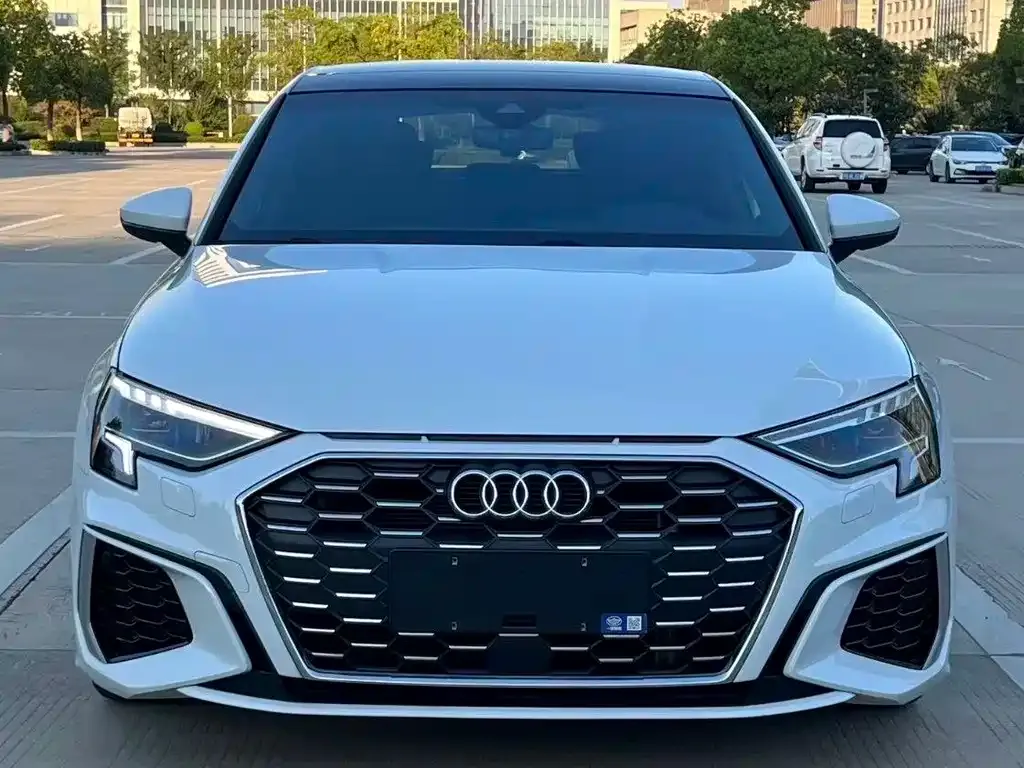 Audi A3 — фото 2