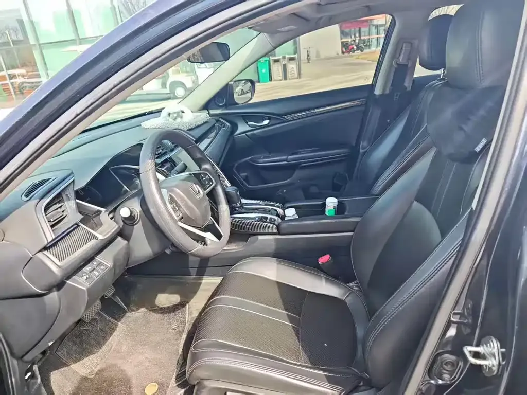 Honda Civic — фото 2