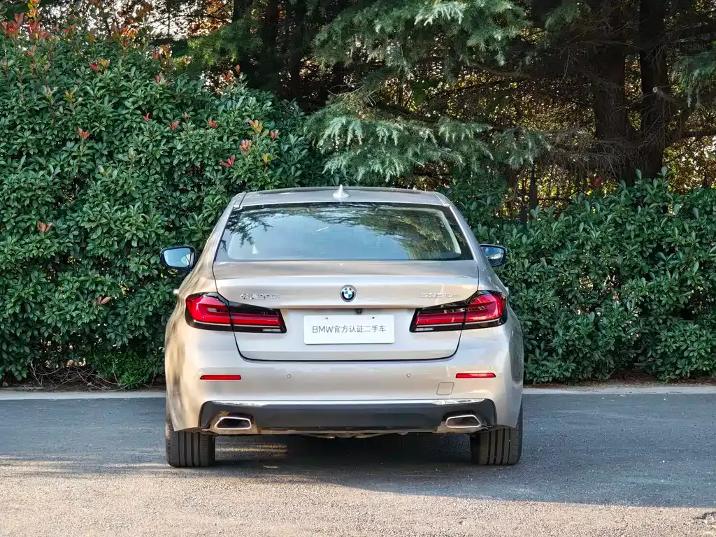BMW 5 Series New Energy — фото 4