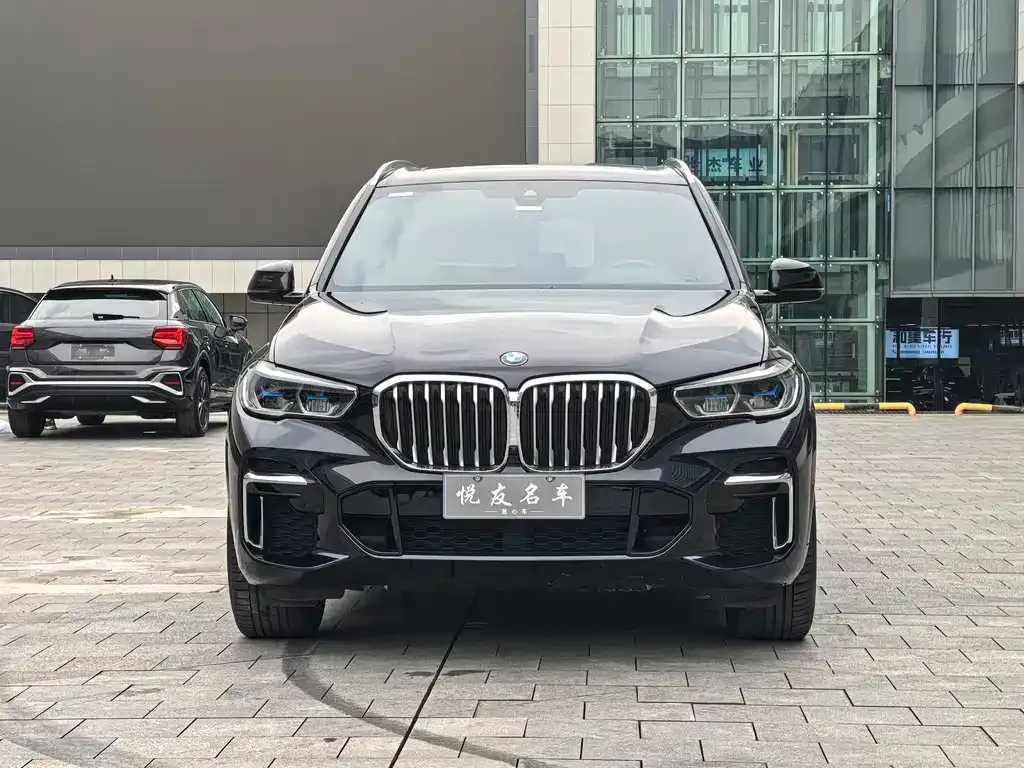BMW X5 — фото 2