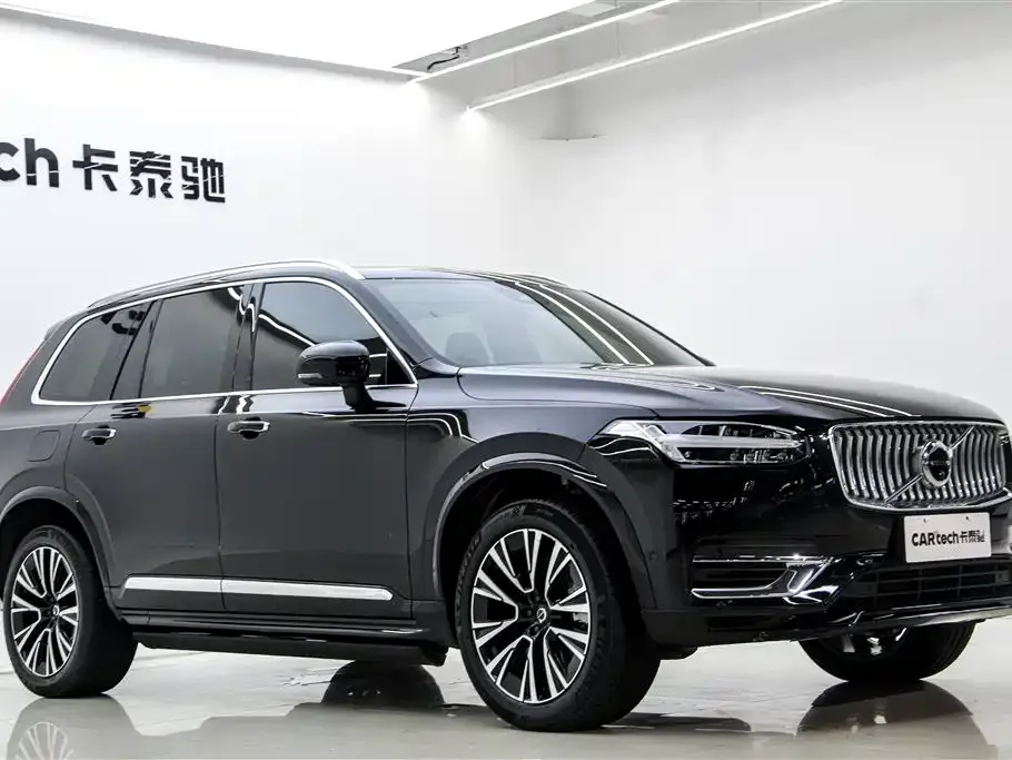 Volvo XC90 PHEV — фото 3