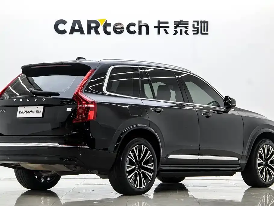 Volvo XC90 PHEV — фото 4