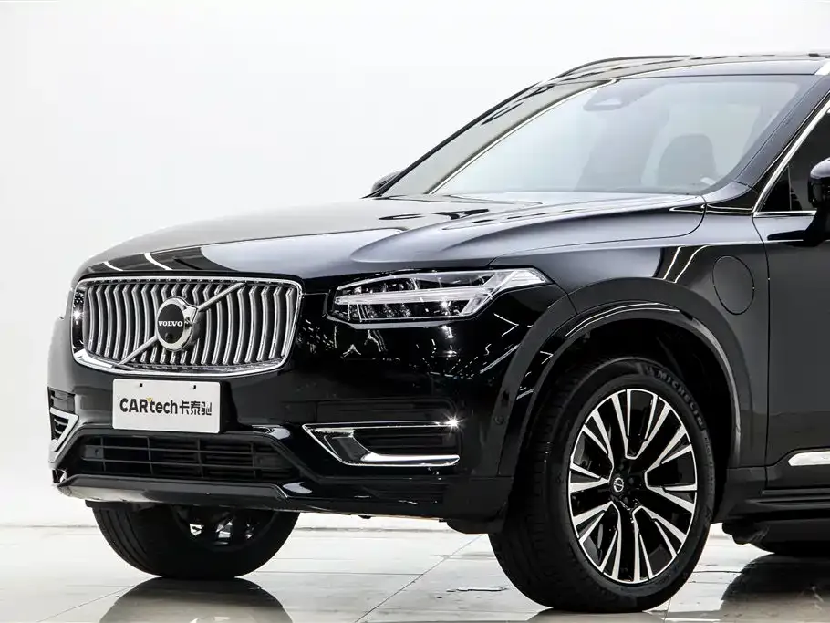 Volvo XC90 PHEV — фото 7