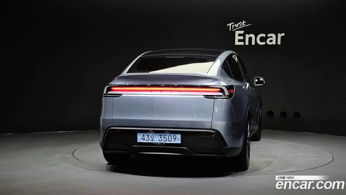 Tesla Model Y — фото 4