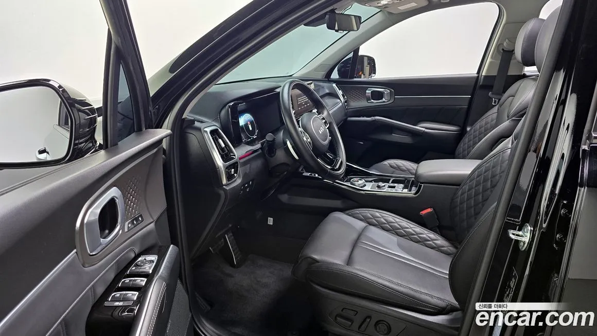 Kia Sorento — фото 10