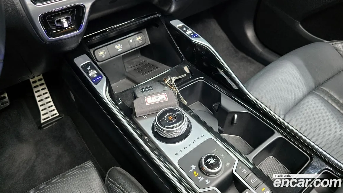 Kia Sorento — фото 9