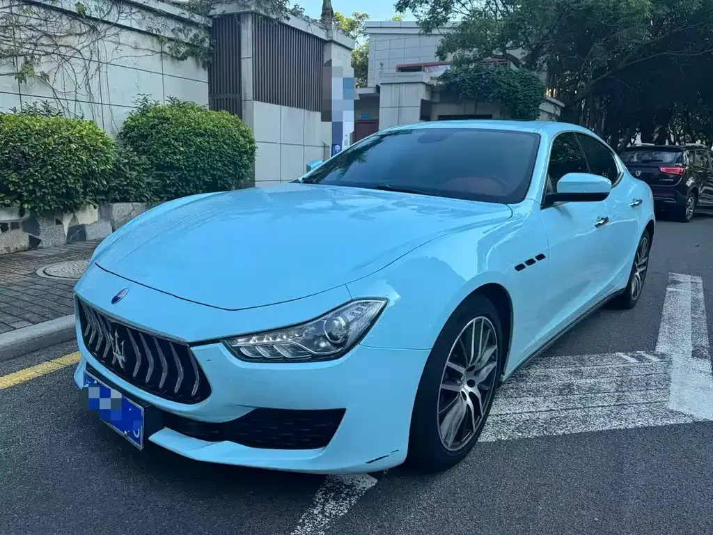 Maserati Ghibli — фото 1