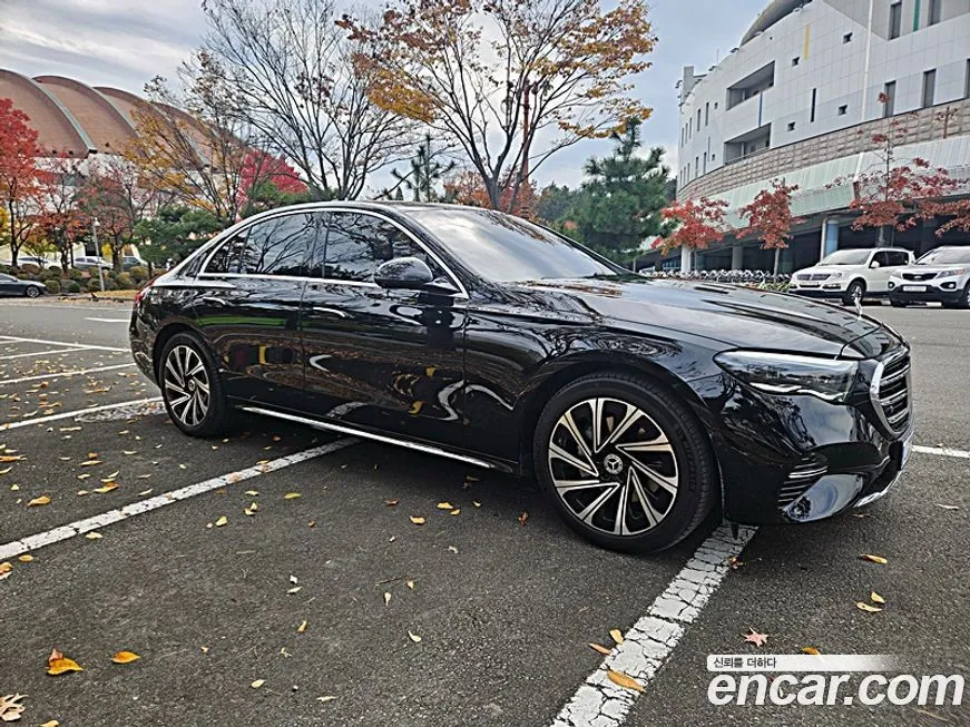 Mercedes-Benz E-Class — фото 3