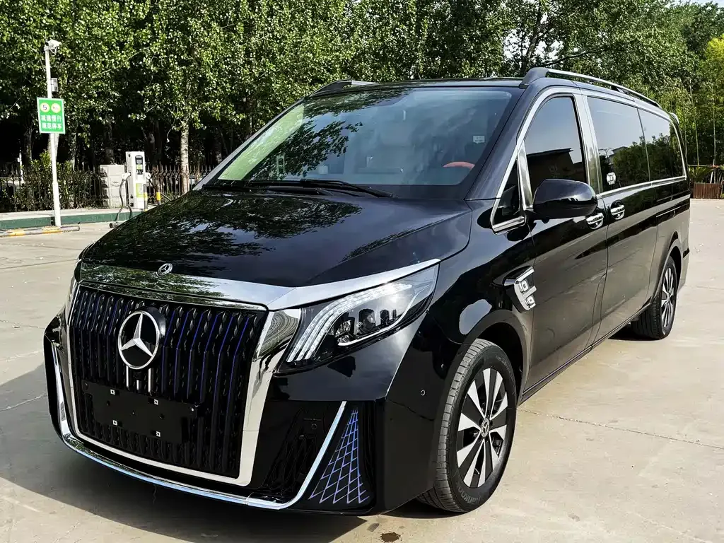 Mercedes-Benz Vito — фото 1