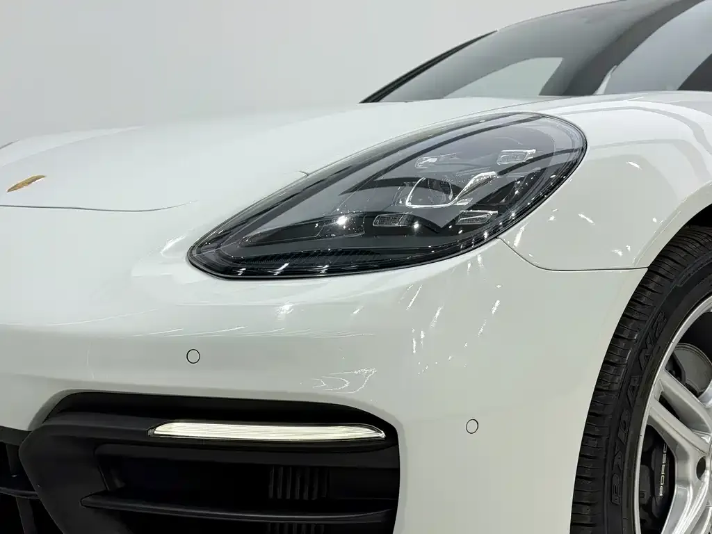 Porsche Panamera — фото 6