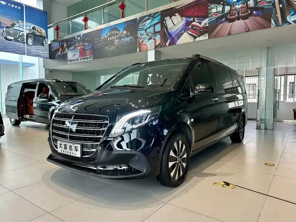 Mercedes-Benz Vito — фото 1