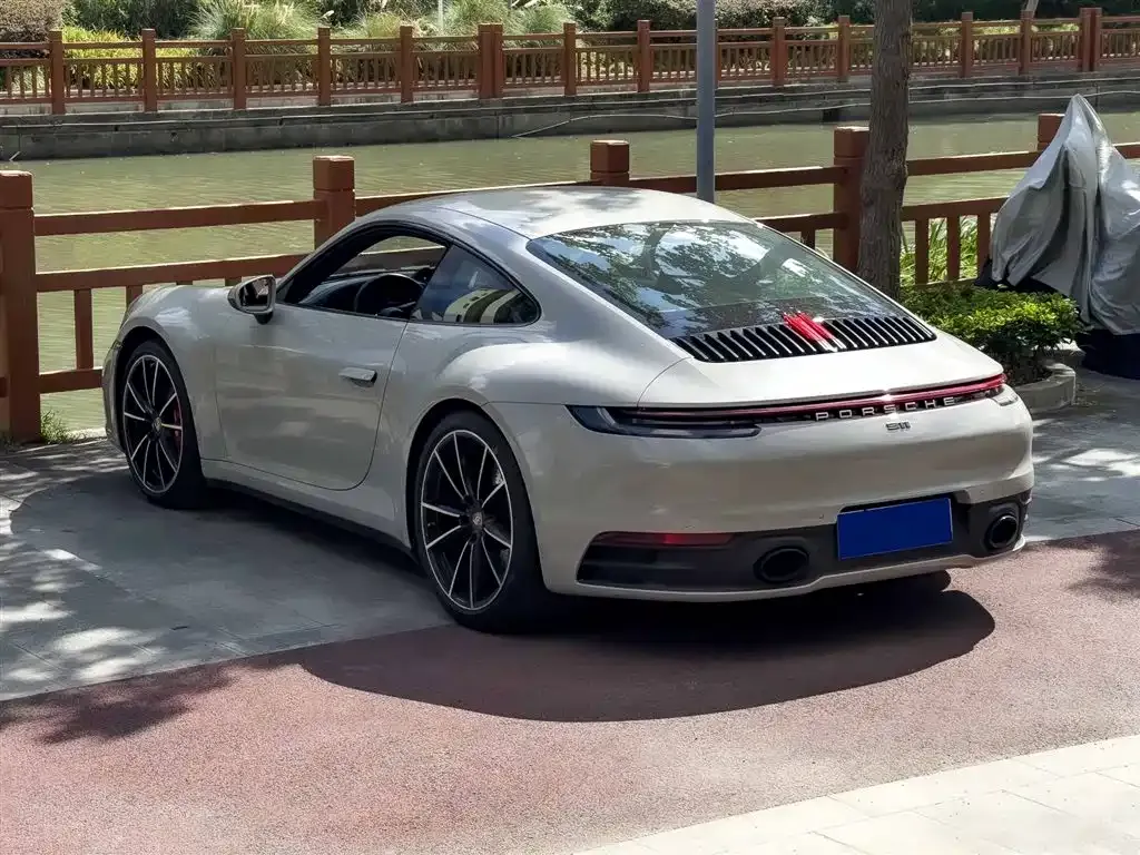 Porsche 911 — фото 7