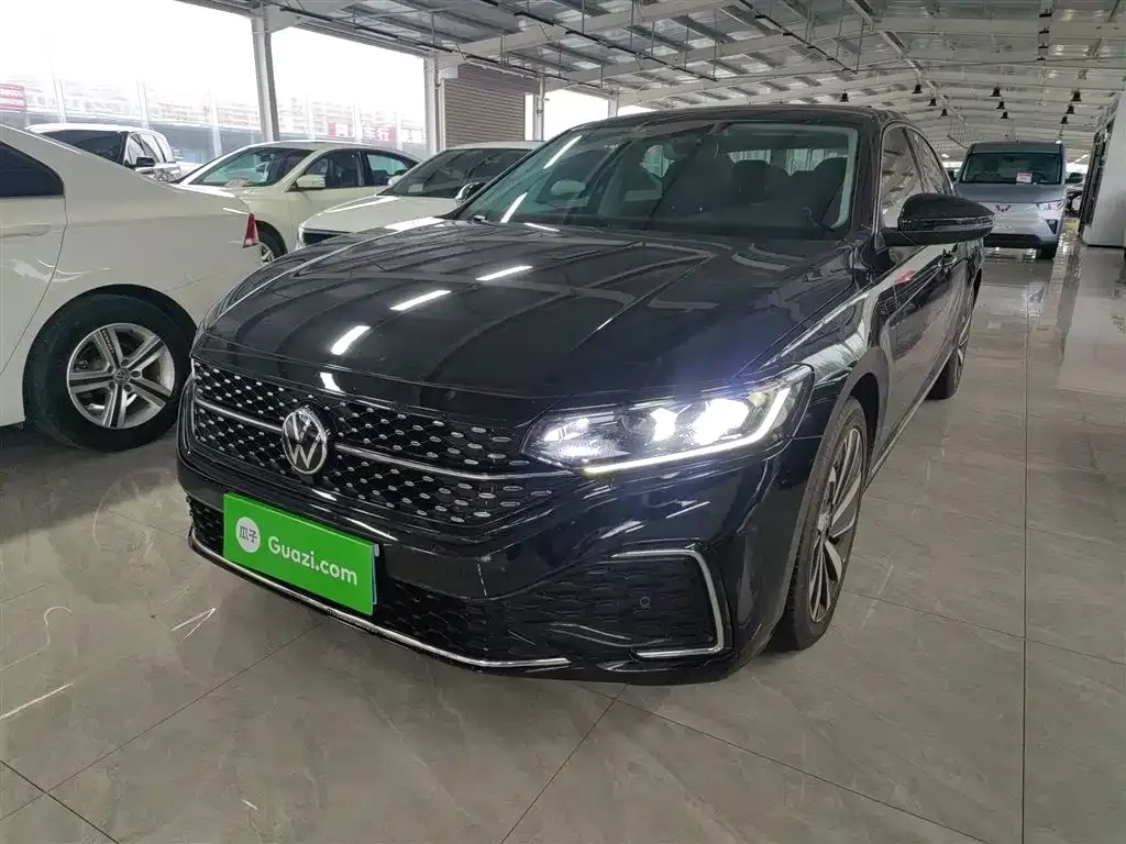 Volkswagen Passat — фото 2