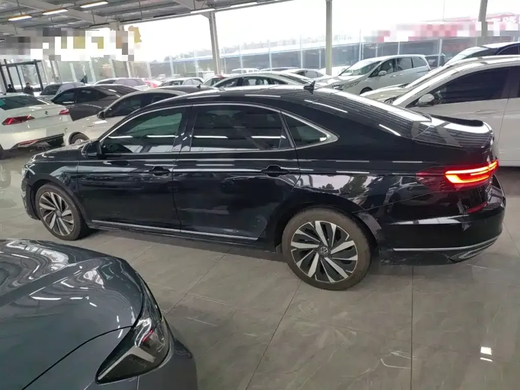 Volkswagen Passat — фото 5