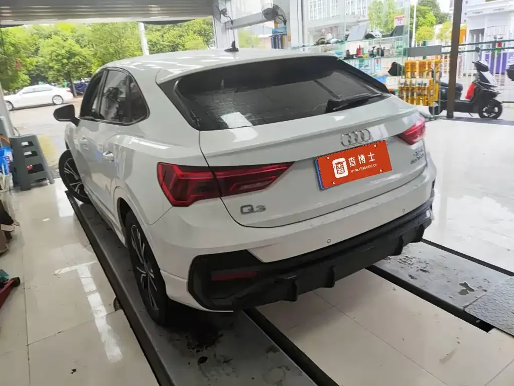 Audi Q3 Sportback — фото 3