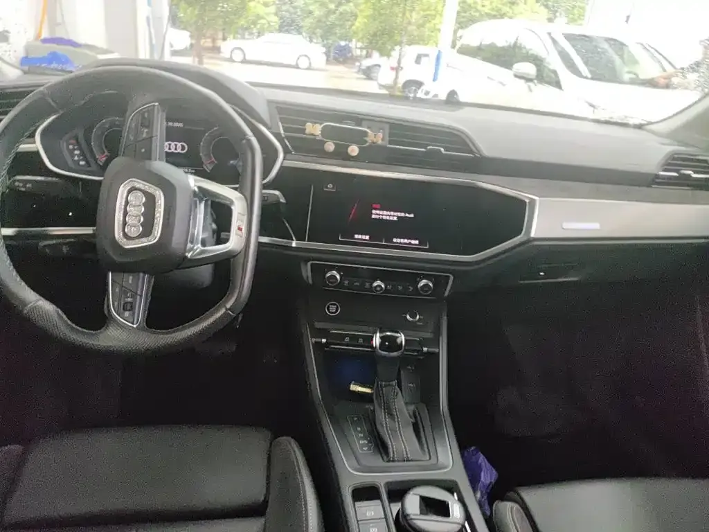 Audi Q3 Sportback — фото 7