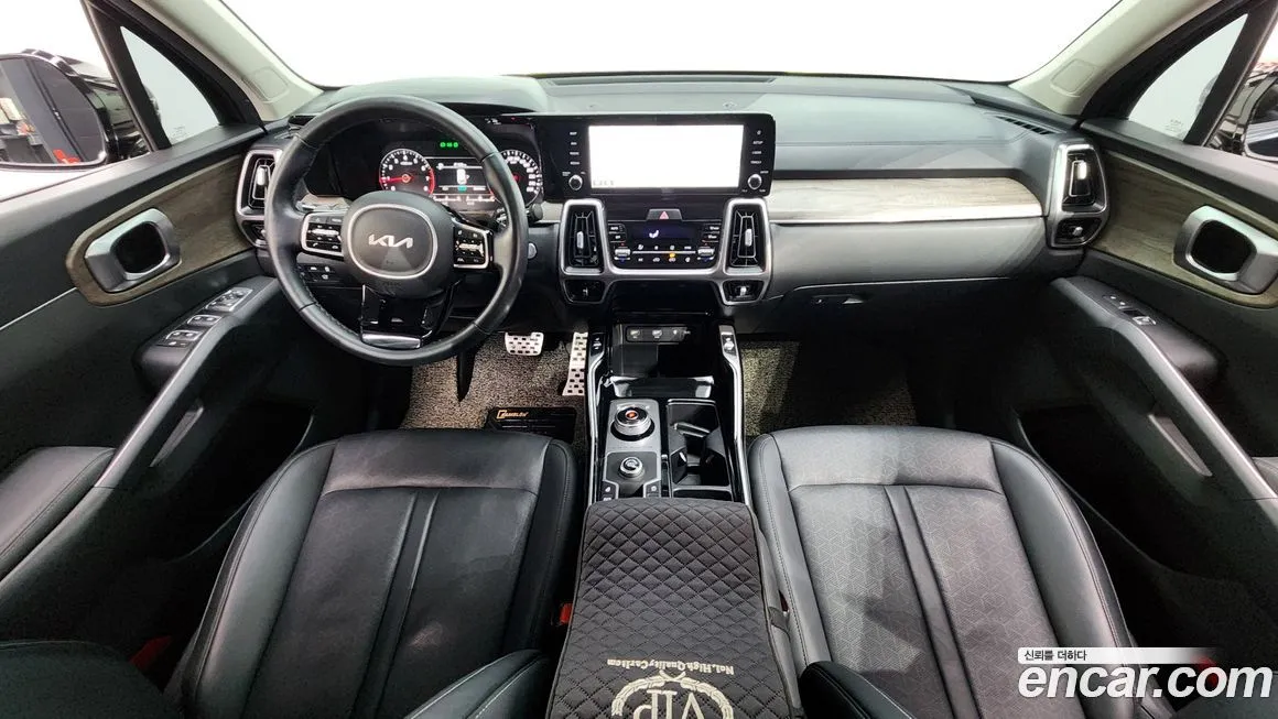 Kia Sorento — фото 7