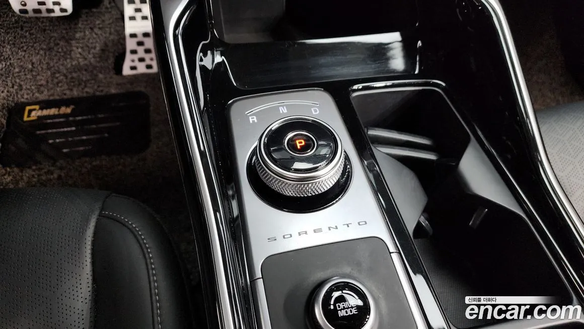 Kia Sorento — фото 9