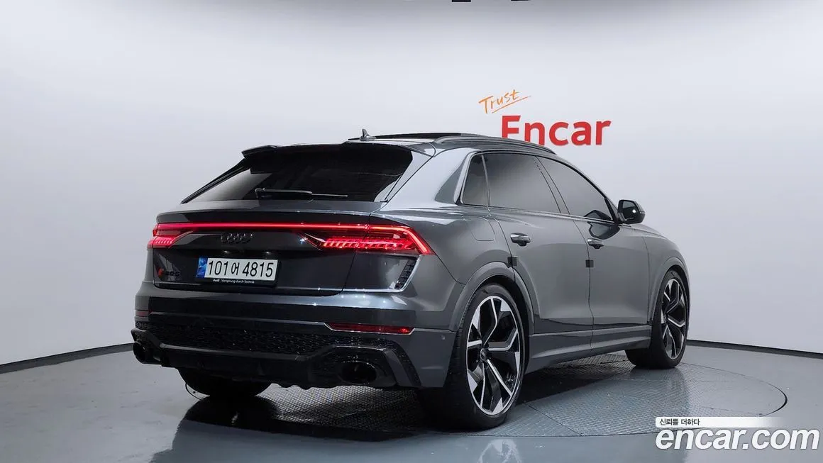 Audi RSQ8 — фото 2