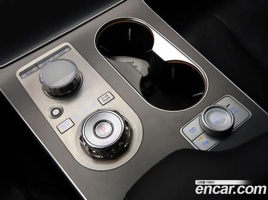 Genesis GV80 — фото 10