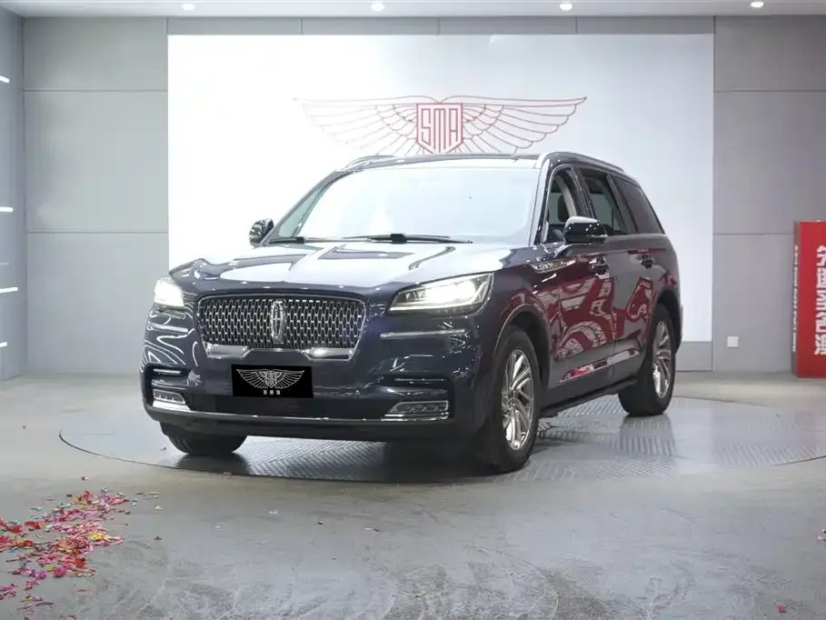 Lincoln Aviator — фото 1