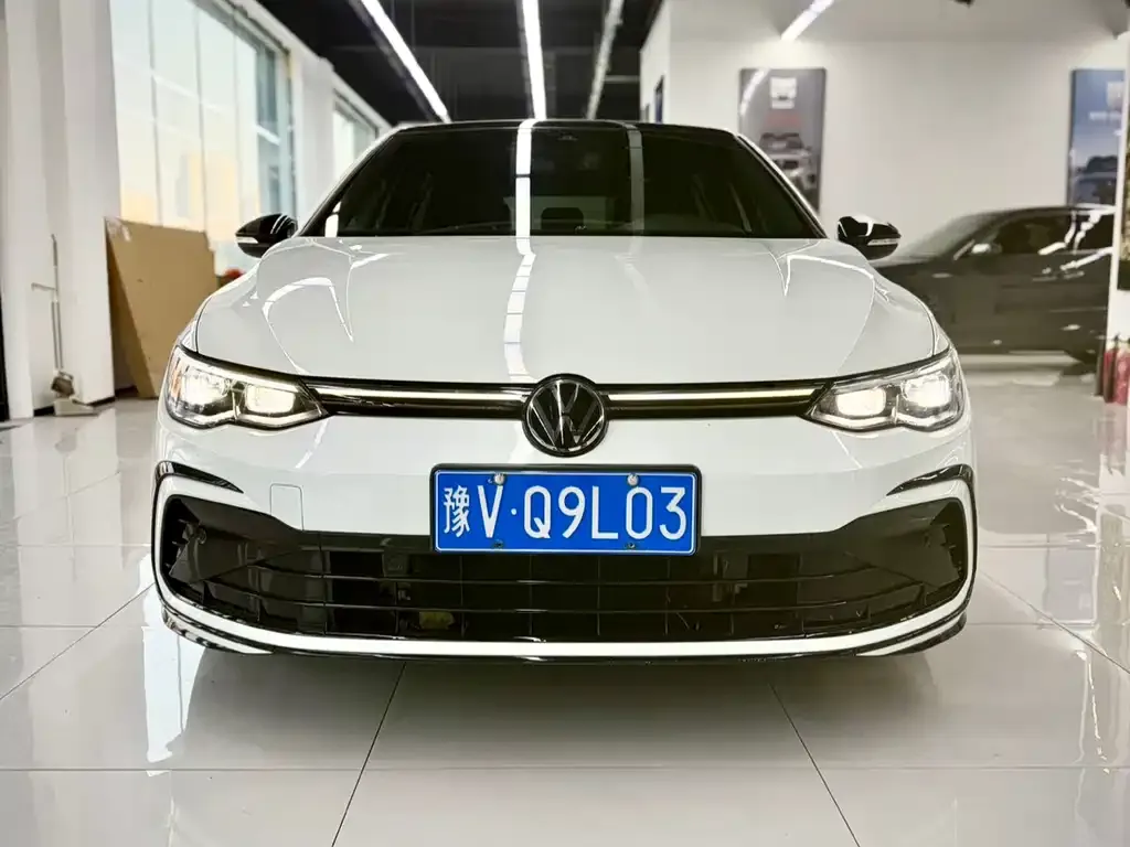 Volkswagen Golf — фото 2