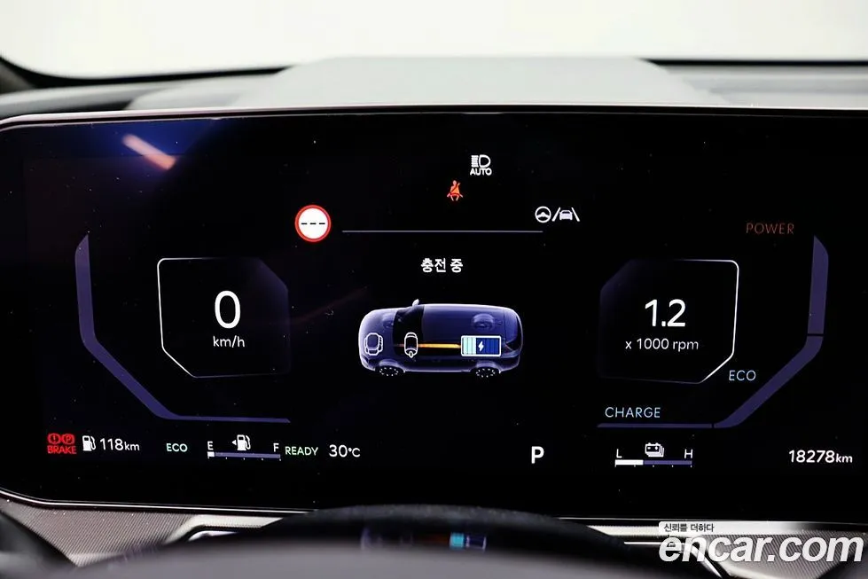 Kia Sorento — фото 10