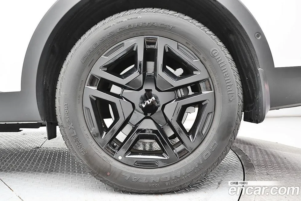 Kia Sorento — фото 6