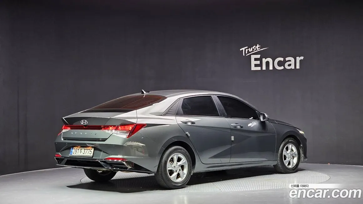 Hyundai AVANTE — фото 2