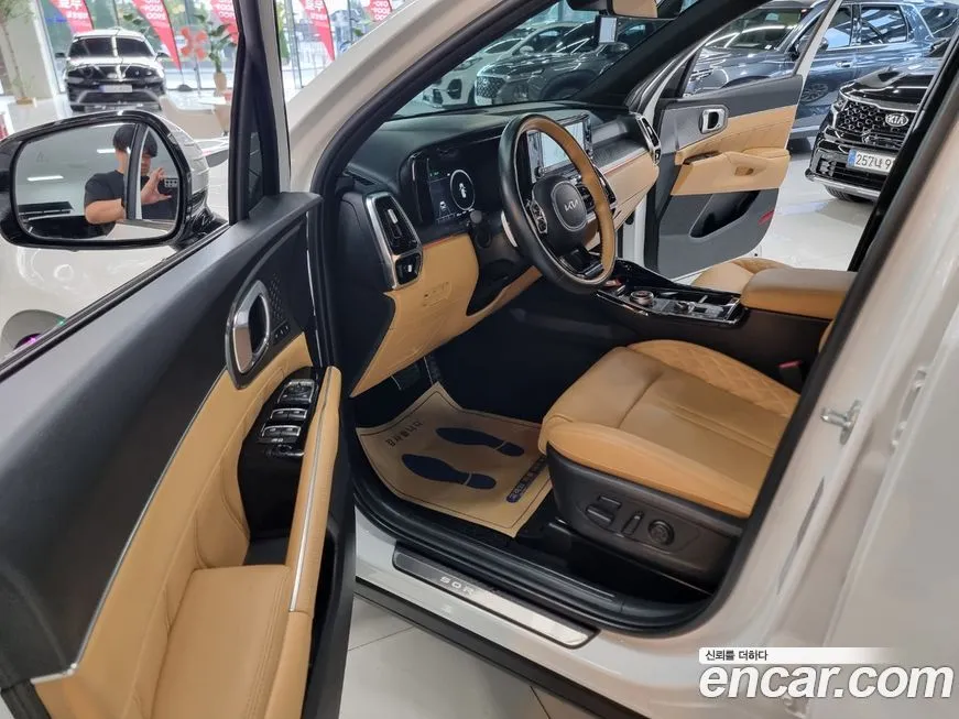 Kia Sorento — фото 8