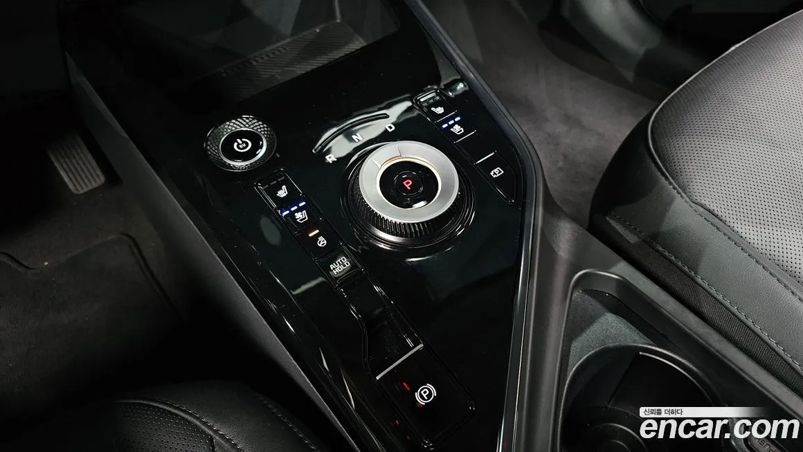 Kia Niro — фото 9