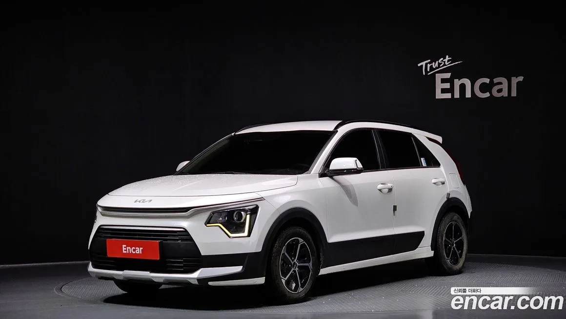 Kia Niro — фото 1