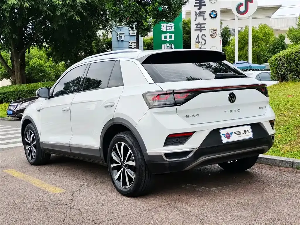 Volkswagen T-Roc — фото 4