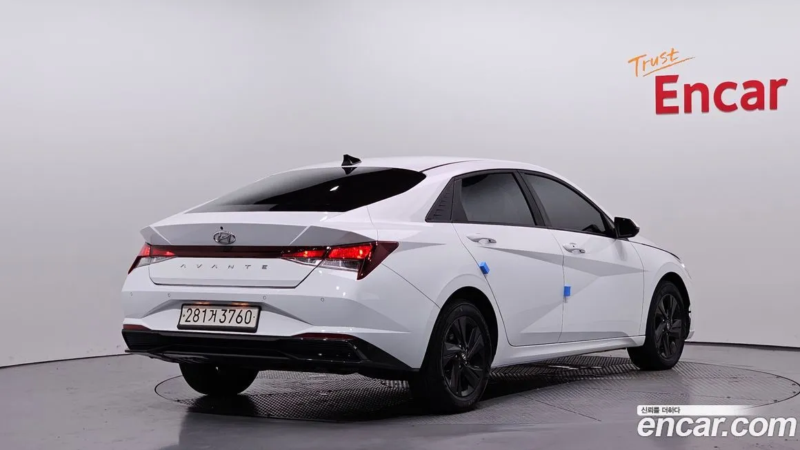 Hyundai AVANTE — фото 2