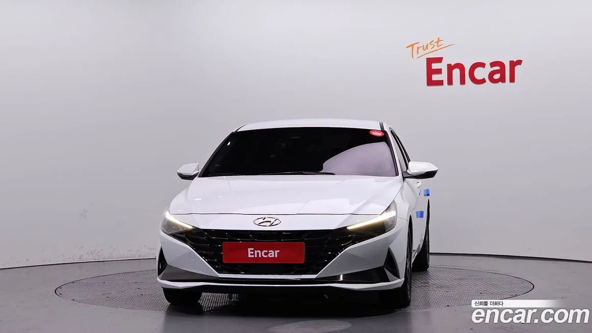 Hyundai AVANTE — фото 3