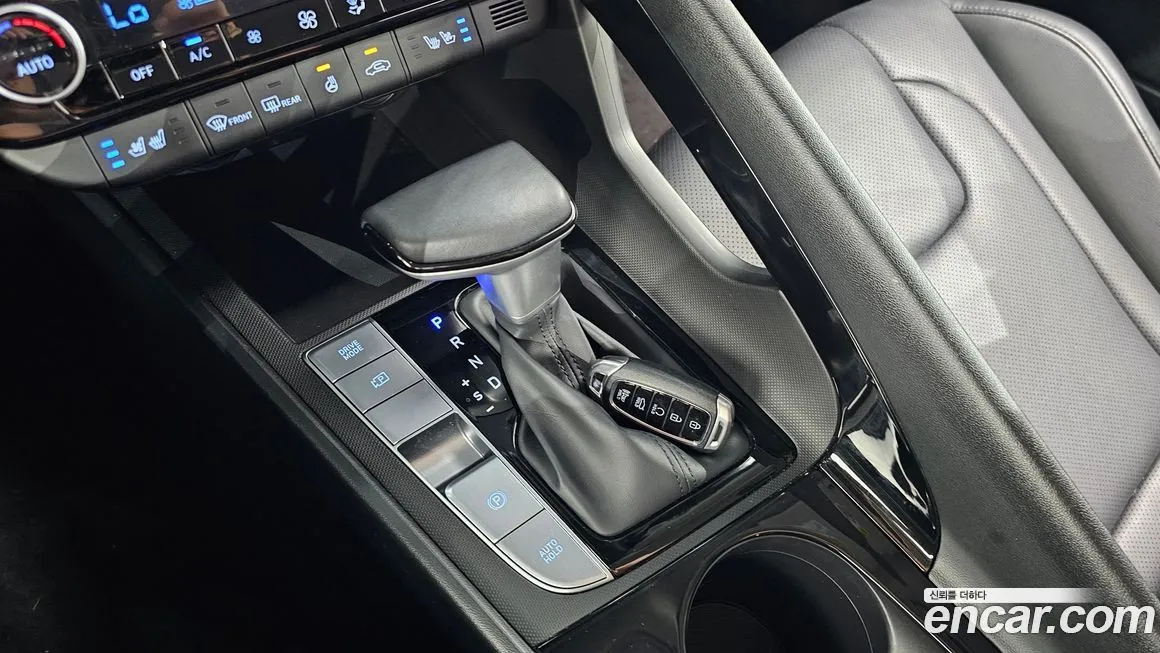 Hyundai AVANTE — фото 9