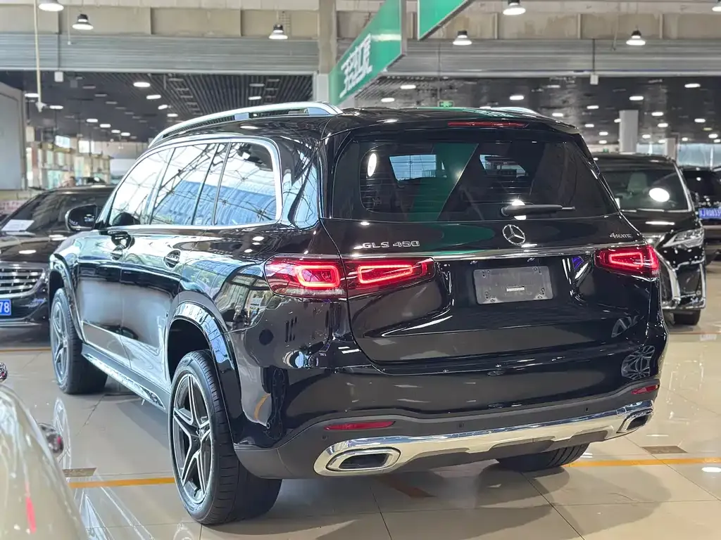 Mercedes-Benz GLS — фото 10