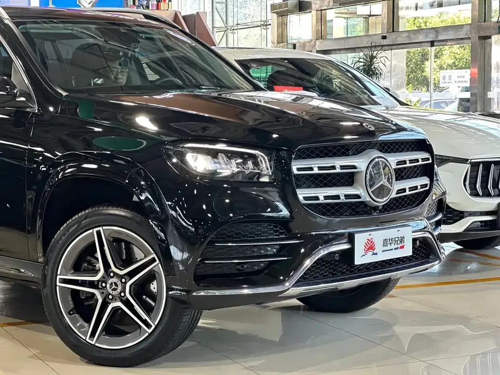 Mercedes-Benz GLS — фото 5