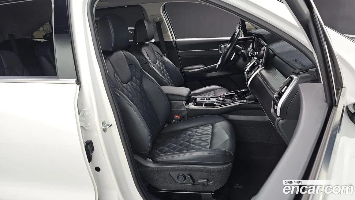 Kia Sorento — фото 10