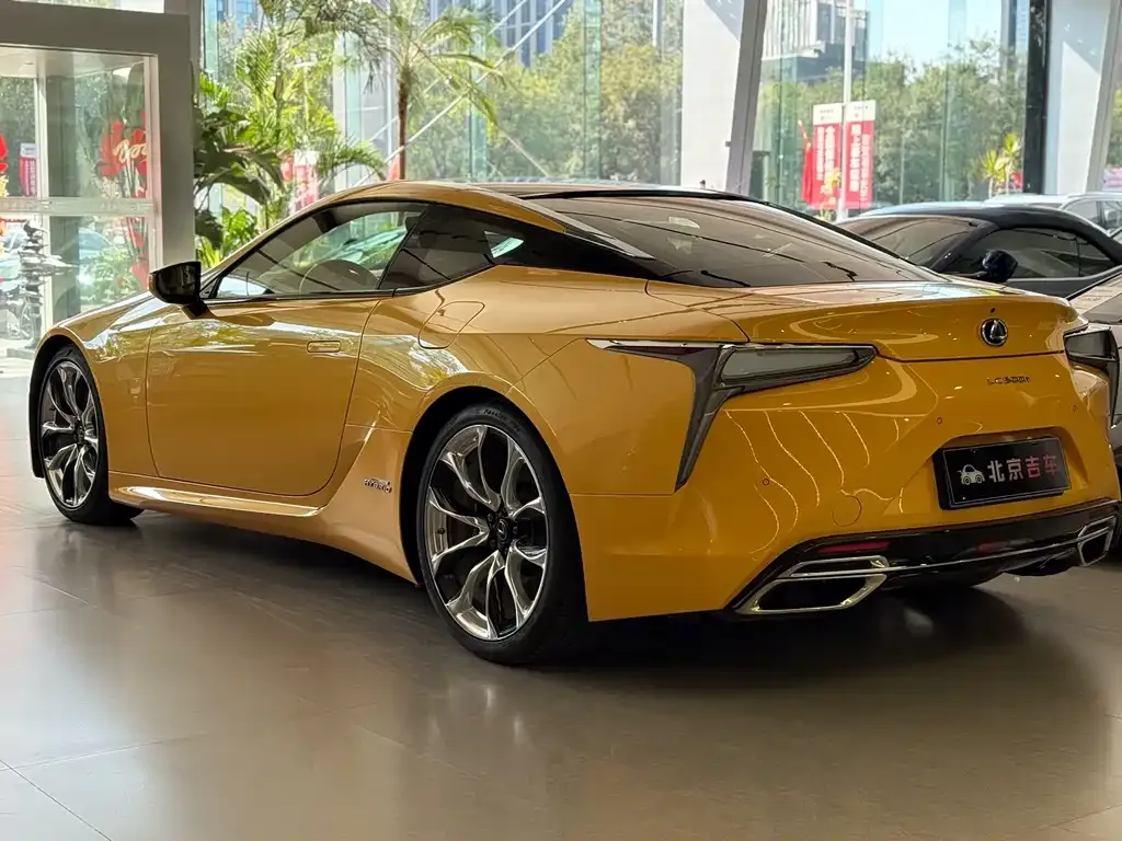 Lexus LC — фото 4