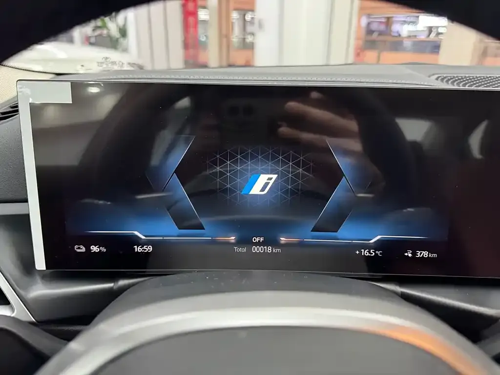 BMW i3 — фото 10