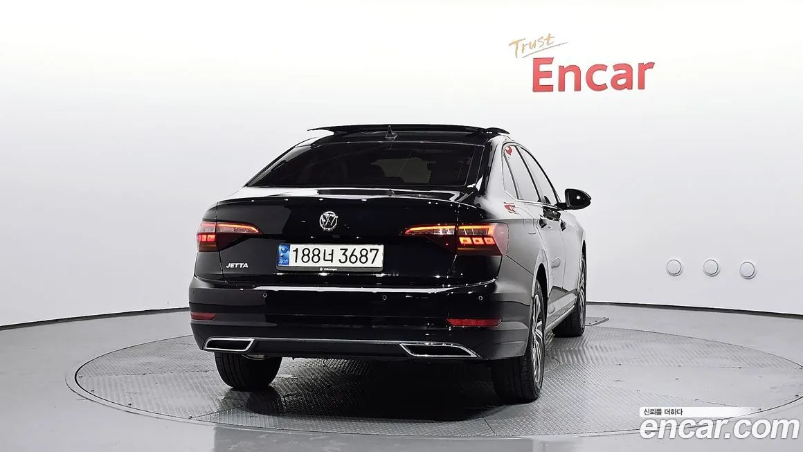 Volkswagen Jetta — фото 4