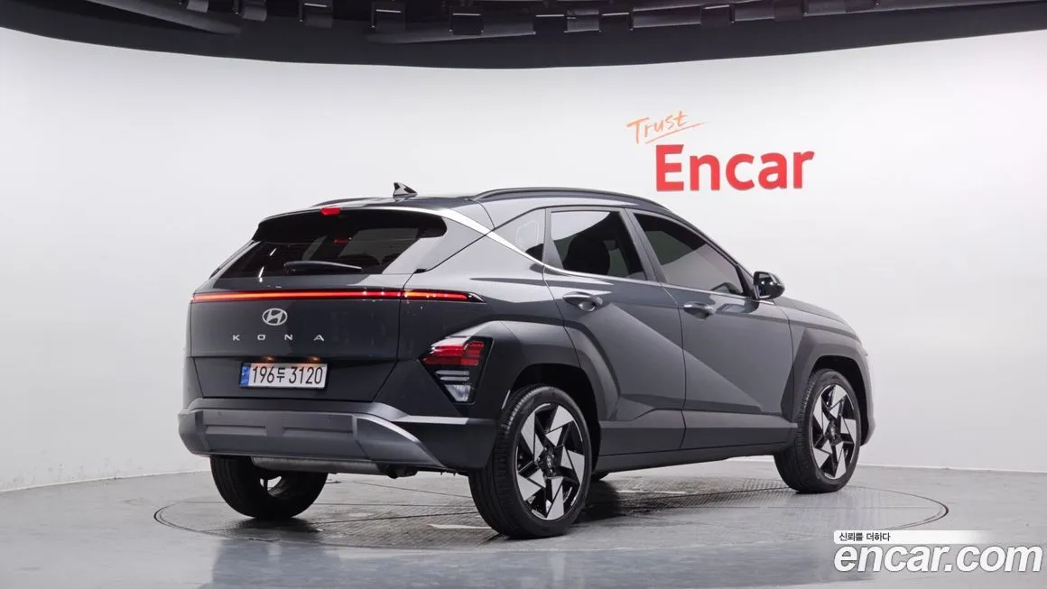 Hyundai Kona — фото 2