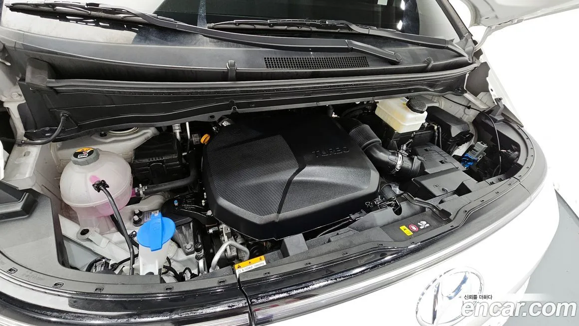 Hyundai Staria — фото 6