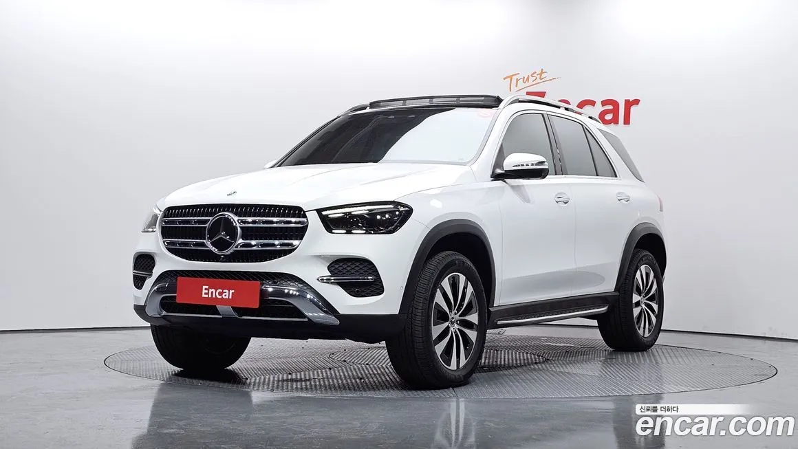 Mercedes-Benz GLE-Class — фото 1