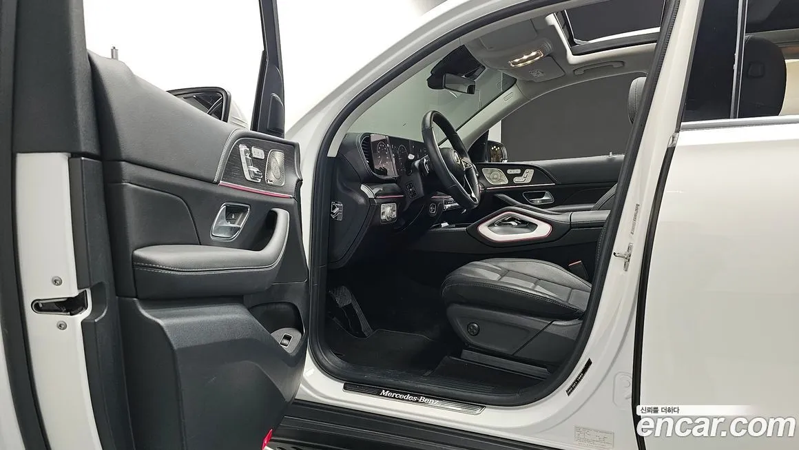 Mercedes-Benz GLE-Class — фото 10