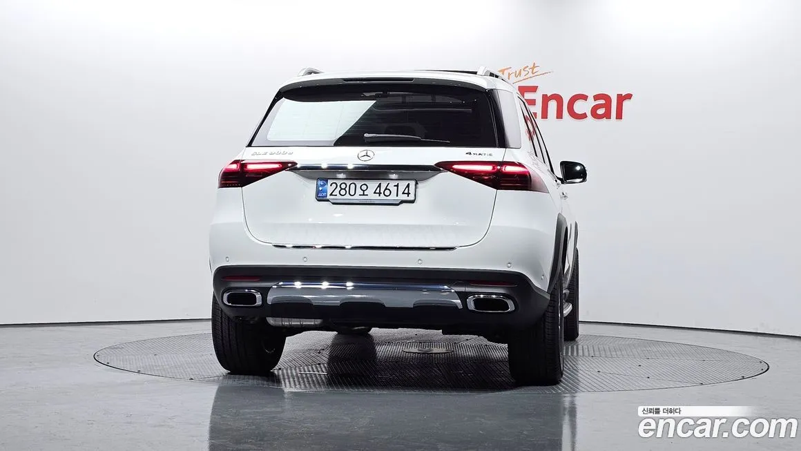 Mercedes-Benz GLE-Class — фото 4