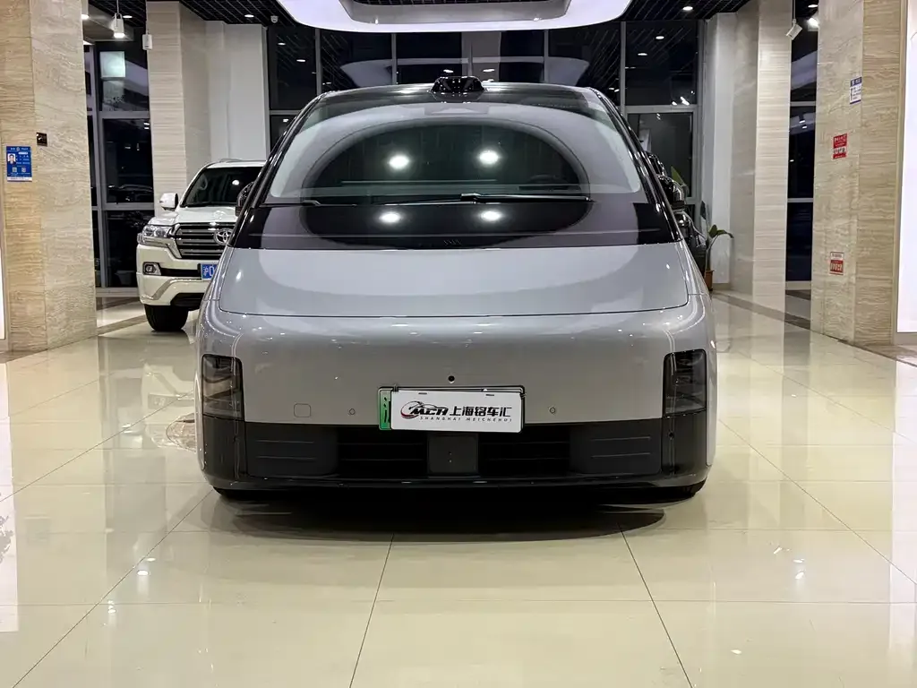 Li Auto MEGA — фото 2