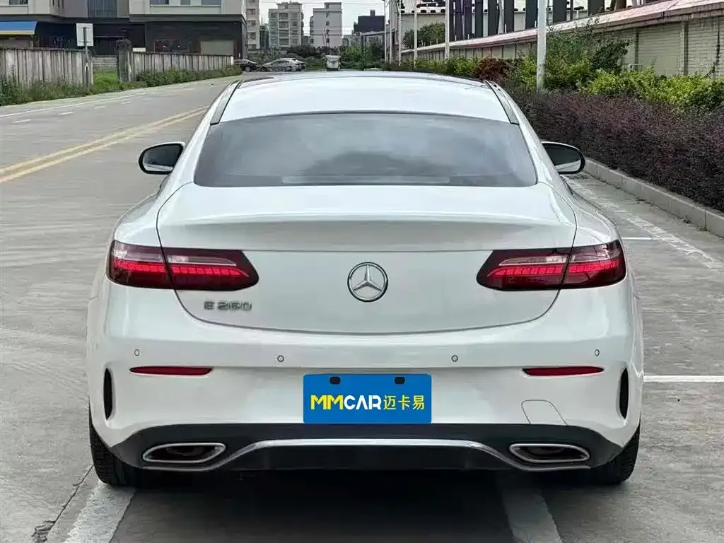 Mercedes-Benz E-Class (Import) — фото 3